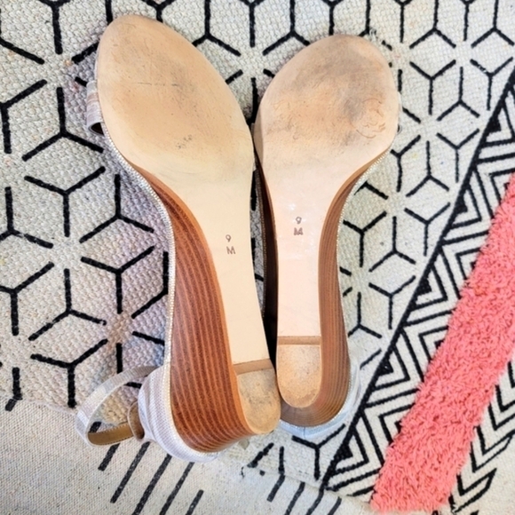 VAN ELI TEXTURED WEAVE EARTH TONES WEDGE SANDAL, SZ 9 - Picture 14 of 16